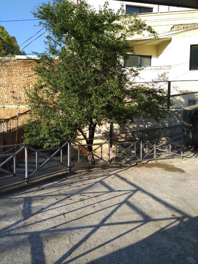 your hostel Tiflis Exterior foto